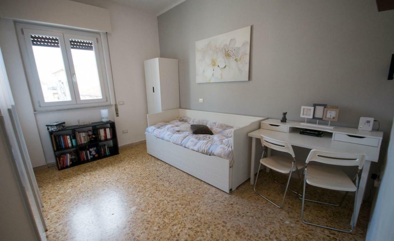 Apartmán A Casa Di Simone A Viareggio Exteriér fotografie